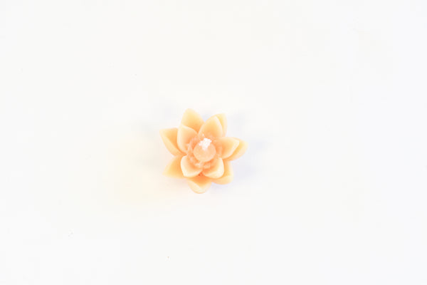 Small Lotus Candle